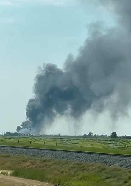 Responders tackle fire at recycling centre in Coaldale - My Lethbridge Now